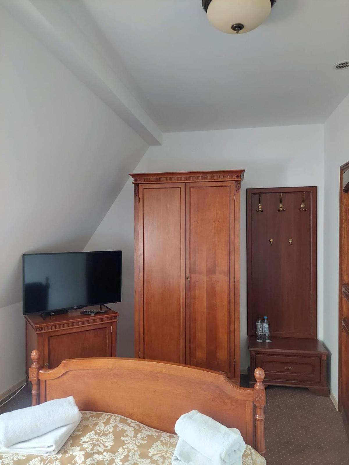 Palac Chojnata Wola Chojnata Luaran gambar